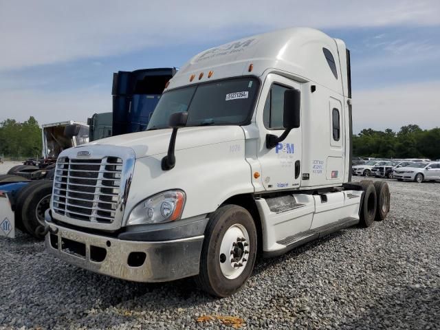 2011 Freightliner Cascadia 125