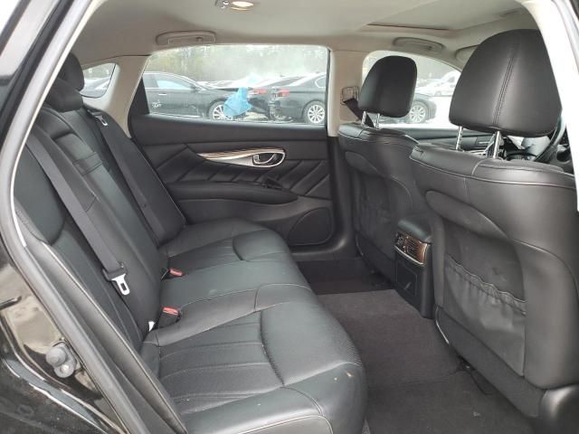 2015 Infiniti Q70 3.7