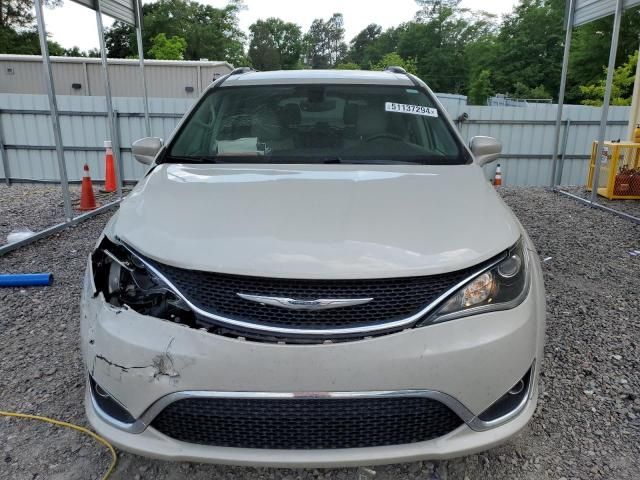 2017 Chrysler Pacifica Touring L Plus