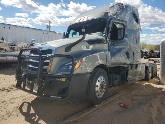 2021 Freightliner Cascadia 126