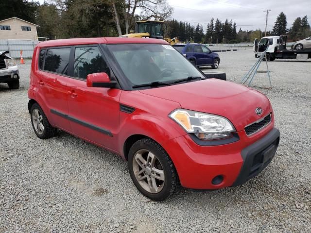 2011 KIA Soul +