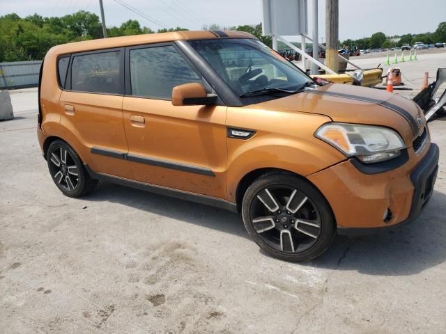 2010 KIA Soul +