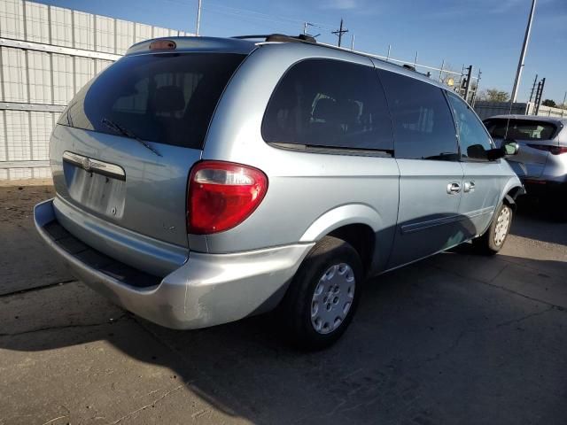 2004 Chrysler Town & Country LX