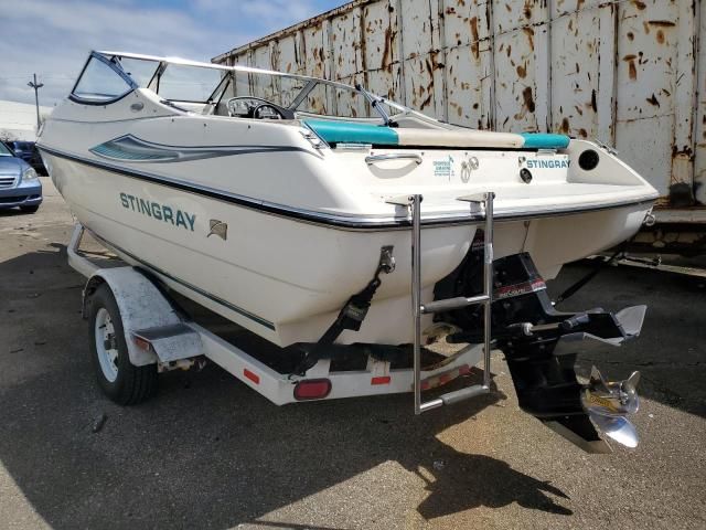 1995 Stingray Boat