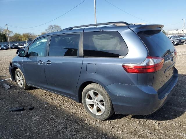 2015 Toyota Sienna LE