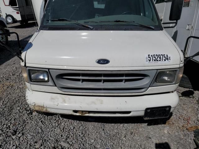 2000 Ford Econoline E450 Super Duty Cutaway Van