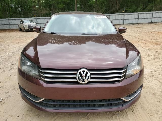 2013 Volkswagen Passat SE