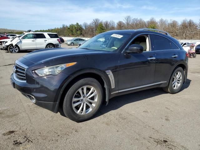 2012 Infiniti FX35