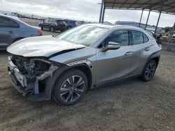 Lexus UX 200 Vehiculos salvage en venta: 2019 Lexus UX 200