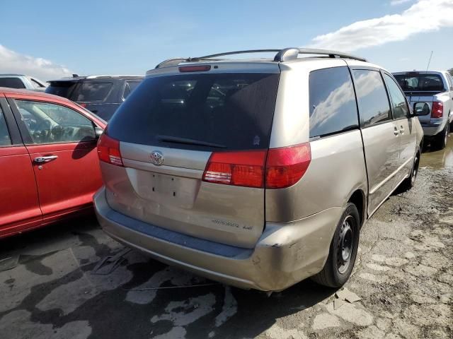 2004 Toyota Sienna CE