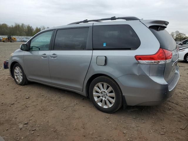 2011 Toyota Sienna XLE