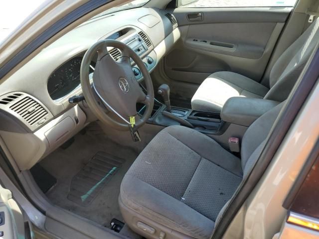 2004 Toyota Camry LE