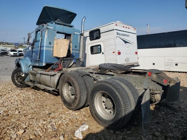 1998 Kenworth Construction W900