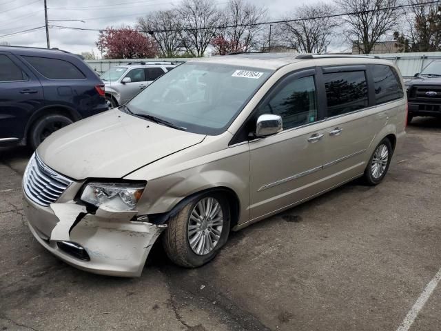 2012 Chrysler Town & Country Limited