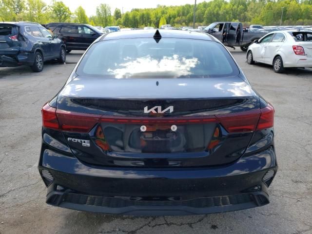 2022 KIA Forte FE