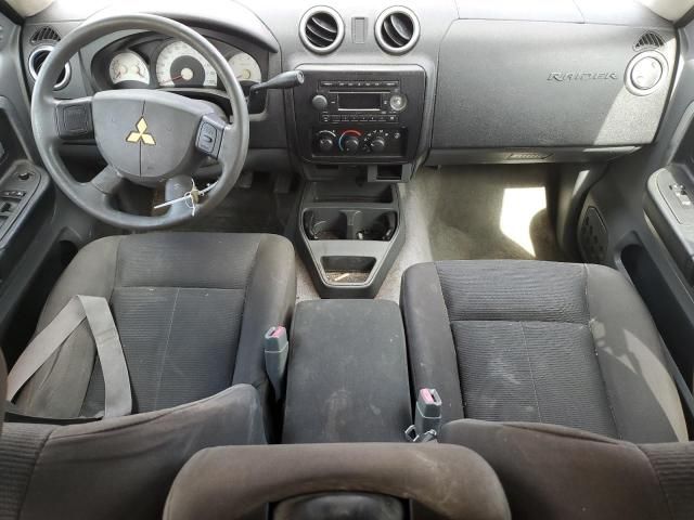 2007 Mitsubishi Raider LS