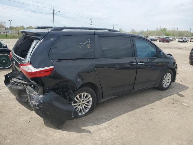 2015 Toyota Sienna XLE