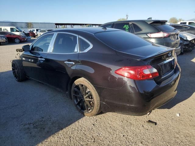 2011 Infiniti M56