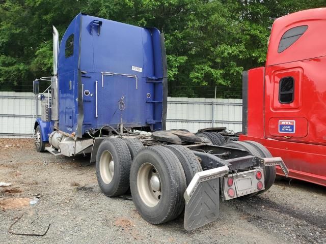 2007 Freightliner Conventional FLD132 XL Classic