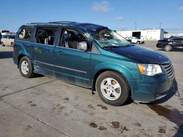 2009 Chrysler Town & Country Touring