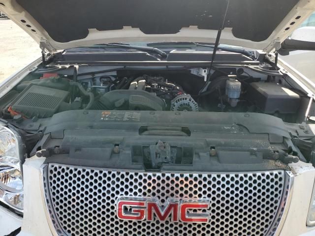 2013 GMC Yukon XL K1500 SLT