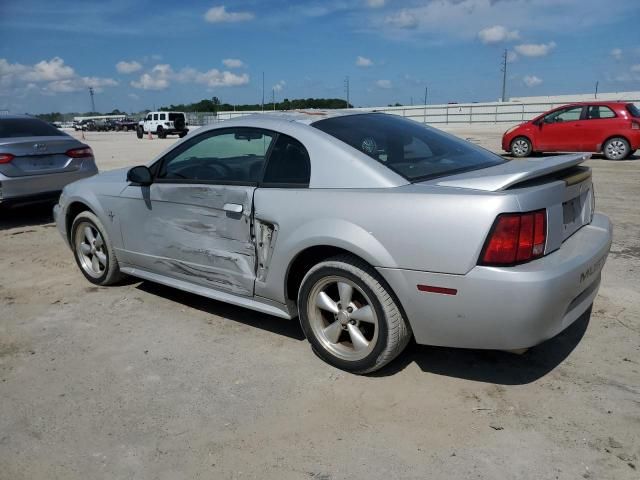 2000 Ford Mustang