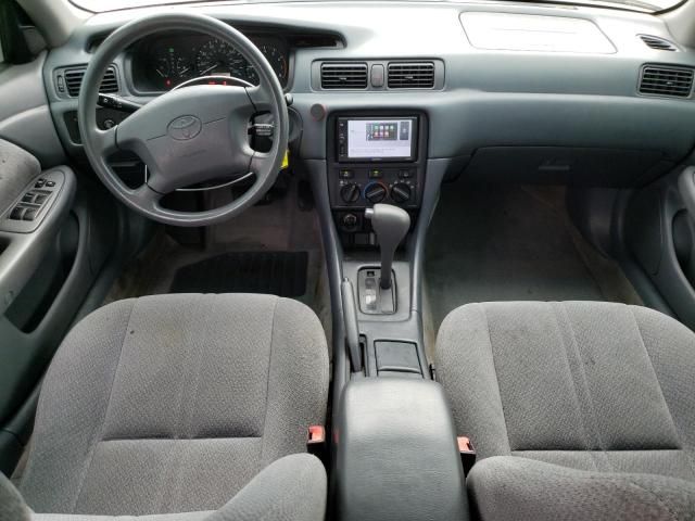 2000 Toyota Camry LE