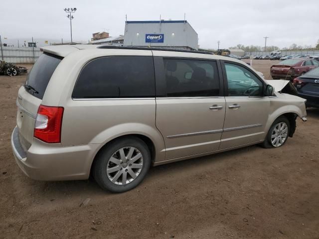 2015 Chrysler Town & Country Touring