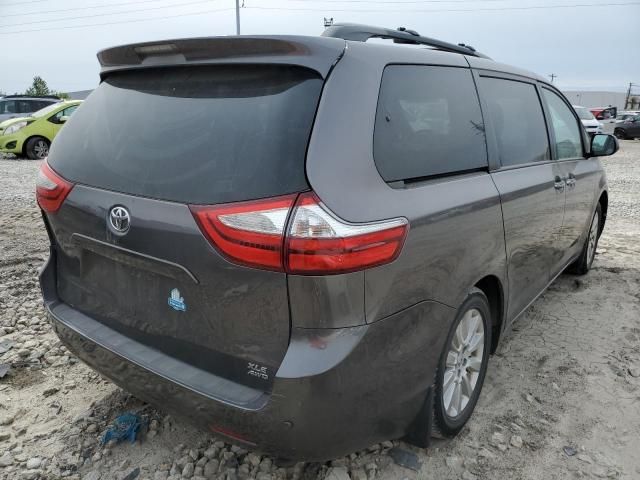 2015 Toyota Sienna XLE