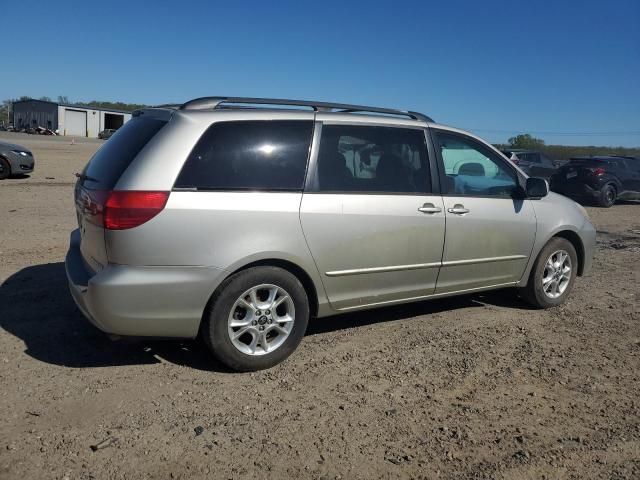 2005 Toyota Sienna XLE