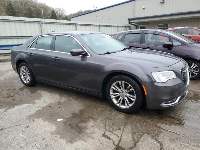 2019 Chrysler 300 Touring