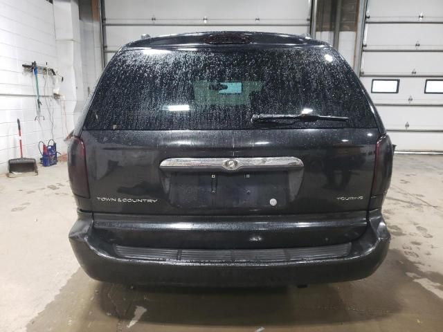 2004 Chrysler Town & Country Touring