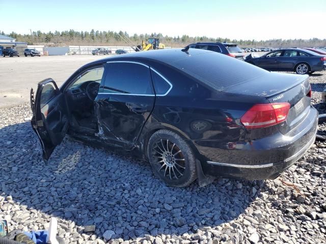 2012 Volkswagen Passat SEL