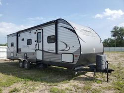 Salvage cars for sale from Copart Wichita, KS: 2017 Wildwood Coachmen