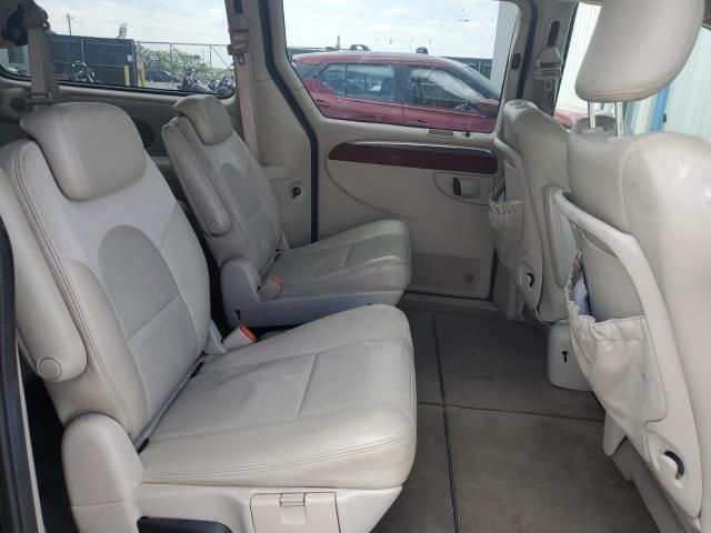 2005 Chrysler Town & Country Limited