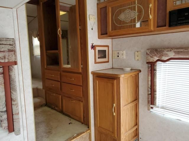 1998 Komfort Travel Trailer