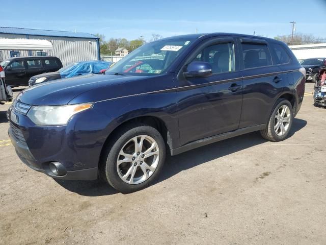 2014 Mitsubishi Outlander SE