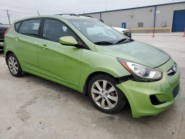 2012 Hyundai Accent GLS