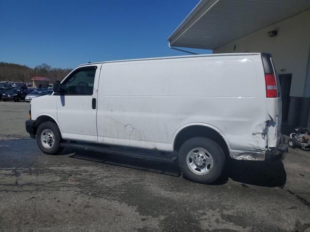 2021 Chevrolet Express G2500