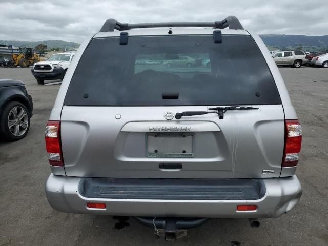 2003 Nissan Pathfinder LE