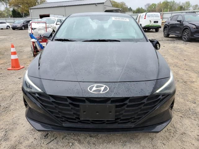 2022 Hyundai Elantra SEL