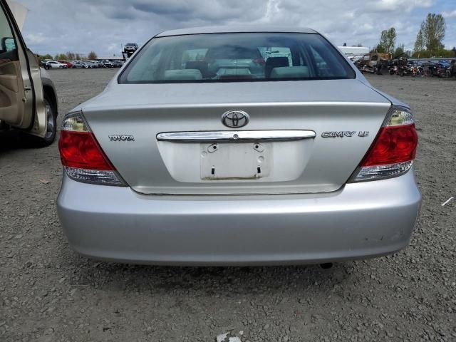 2005 Toyota Camry LE