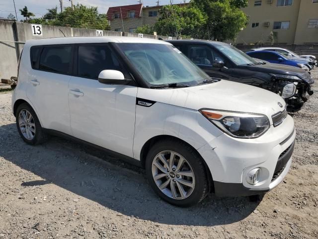 2017 KIA Soul +