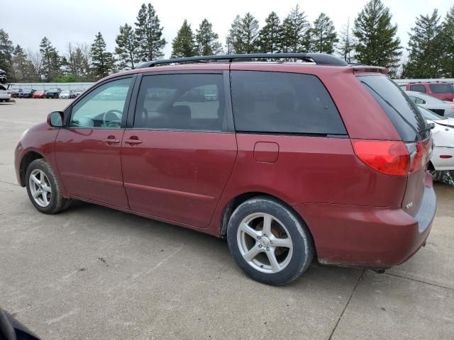 2006 Toyota Sienna XLE