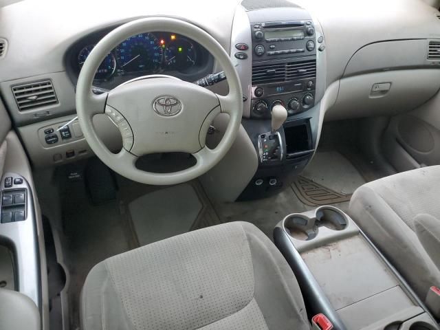 2010 Toyota Sienna CE