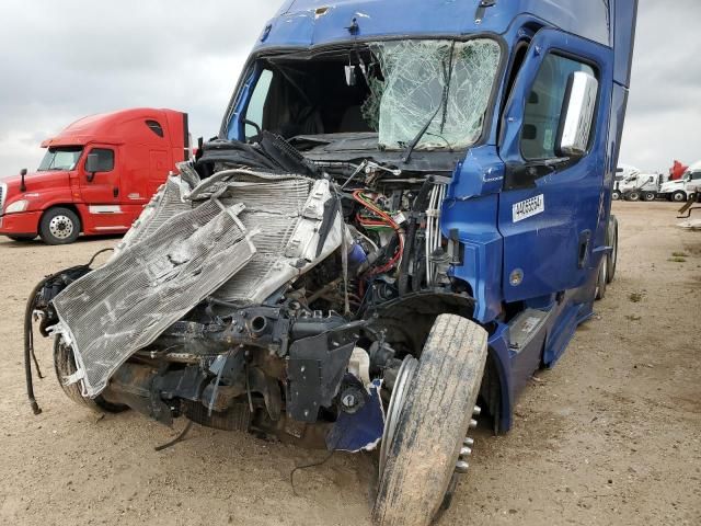 2023 Freightliner Cascadia 126