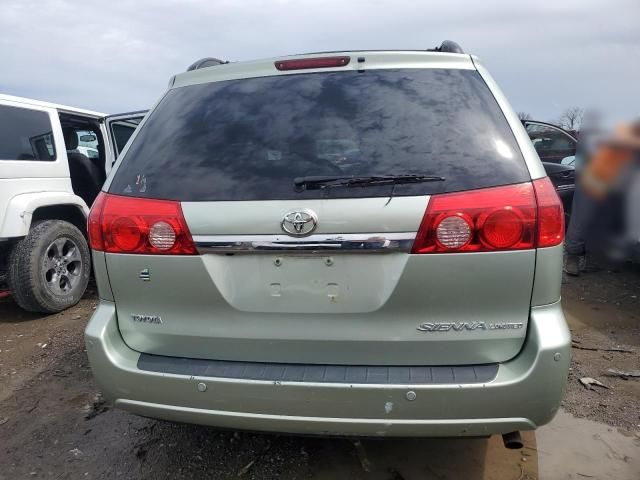 2010 Toyota Sienna XLE