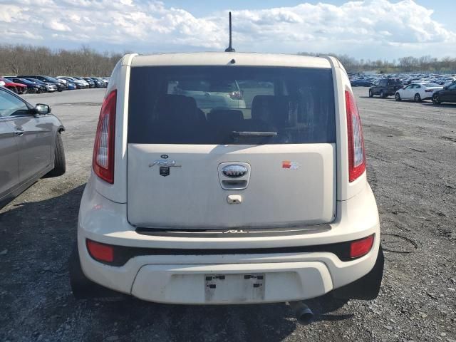 2013 KIA Soul +