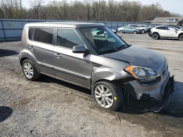 2013 KIA Soul +