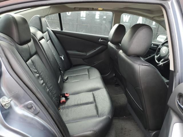 2011 Nissan Altima Base